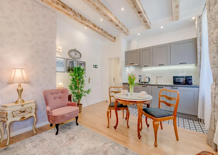 Le Monde - Vintage Bed & Breakfast