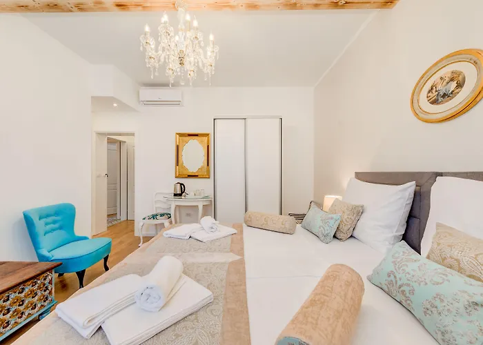 Le Monde - Vintage Bed & Breakfast