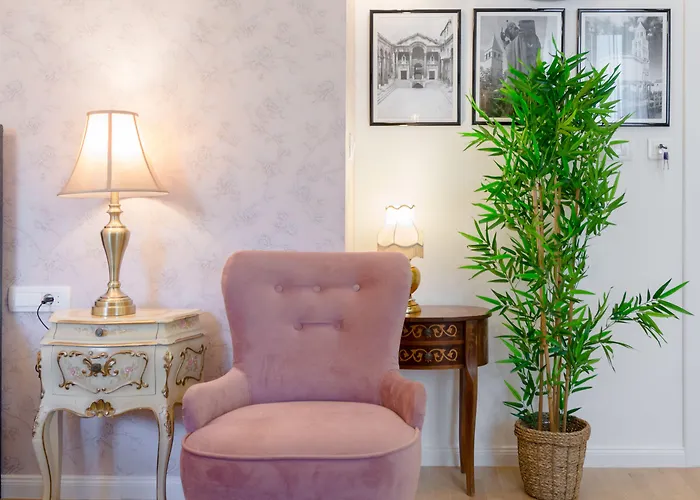 Le Monde - Vintage Bed & Breakfast Split