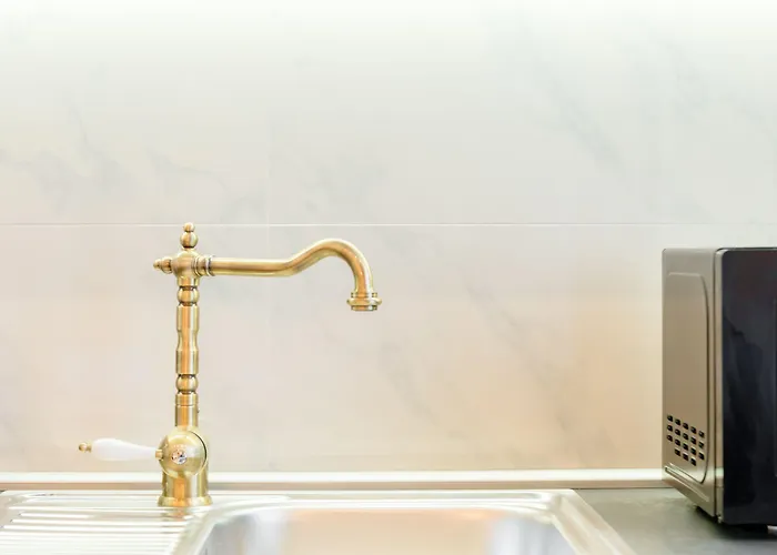 Le Monde - Vintage Bed & Breakfast 4*