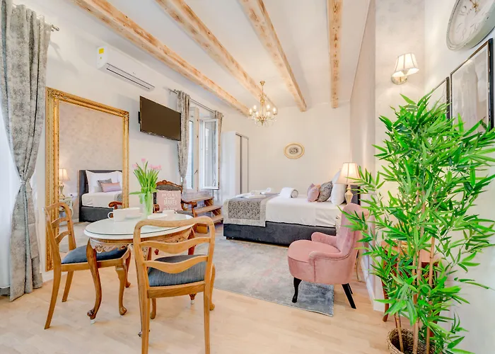 Le Monde - Vintage Bed & Breakfast 4*