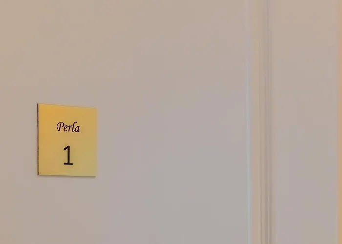 Le Monde - Vintage 4* Split