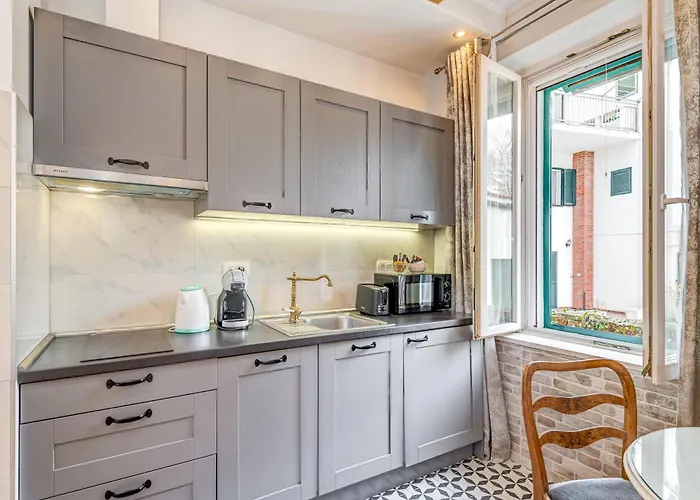 Le Monde - Vintage Bed & Breakfast Split