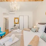 Le Monde - Vintage Bed & Breakfast