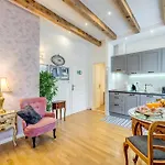 Le Monde - Vintage Bed & Breakfast 4*