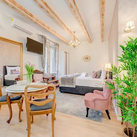 Le Monde - Vintage Bed and breakfast Split