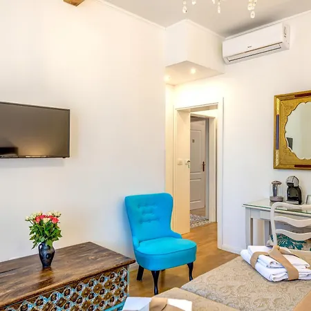 Le Monde - Vintage Nocleg ze śniadaniem Split