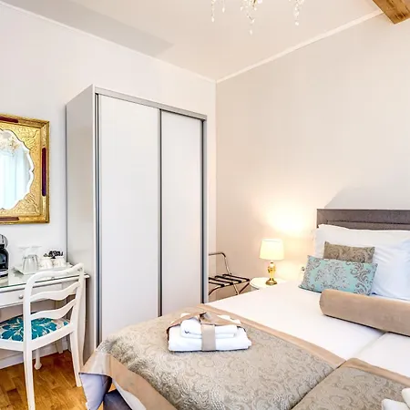 Nocleg ze śniadaniem Le Monde - Vintage Split